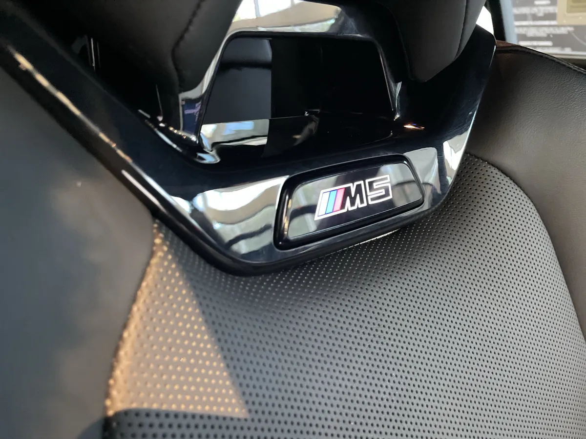 2025 BMW M5 thumbnail 42