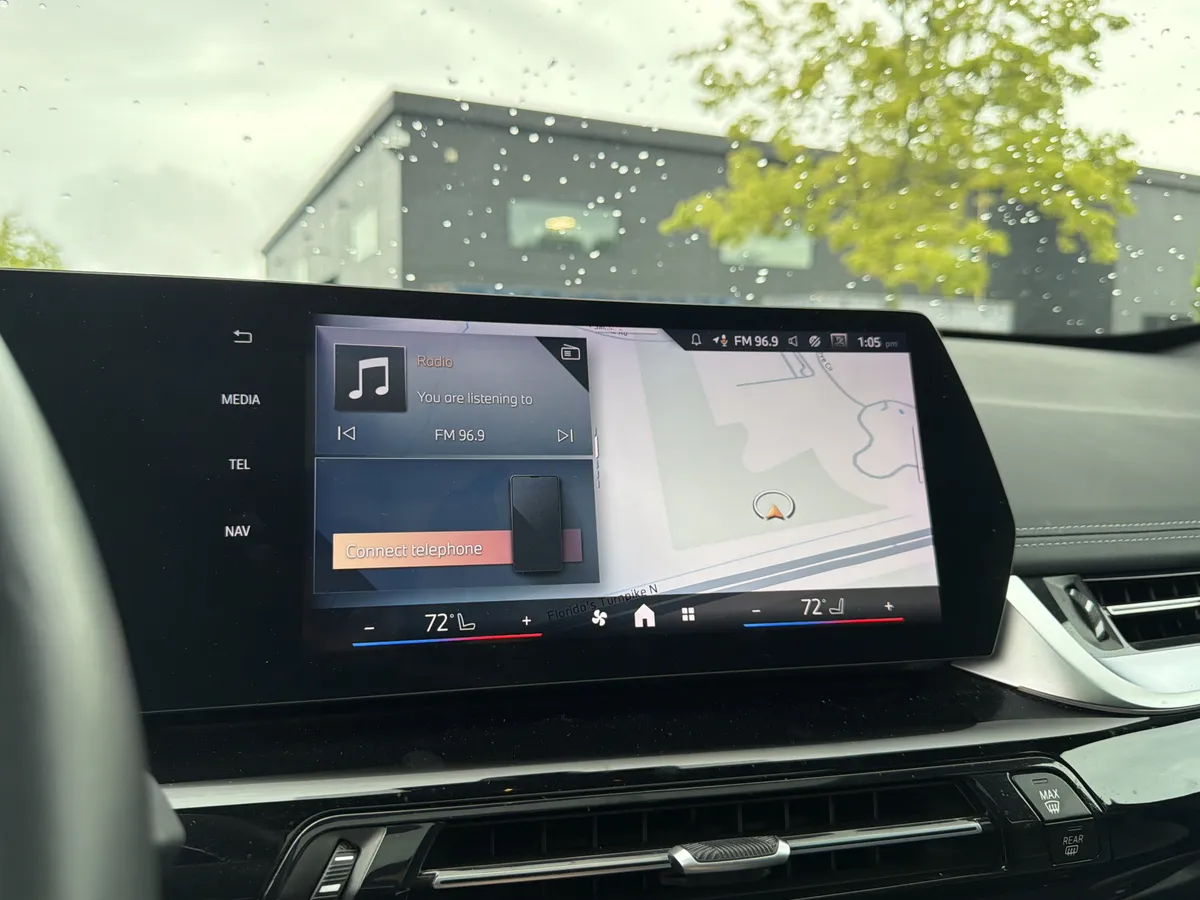 2025 BMW X1 xDrive28i thumbnail 19