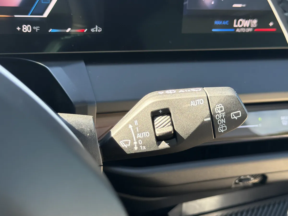 2025 BMW X3 30 xDrive thumbnail 29
