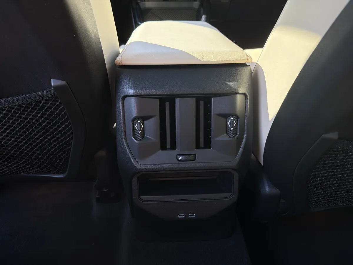 2025 BMW X3 30 xDrive thumbnail 38