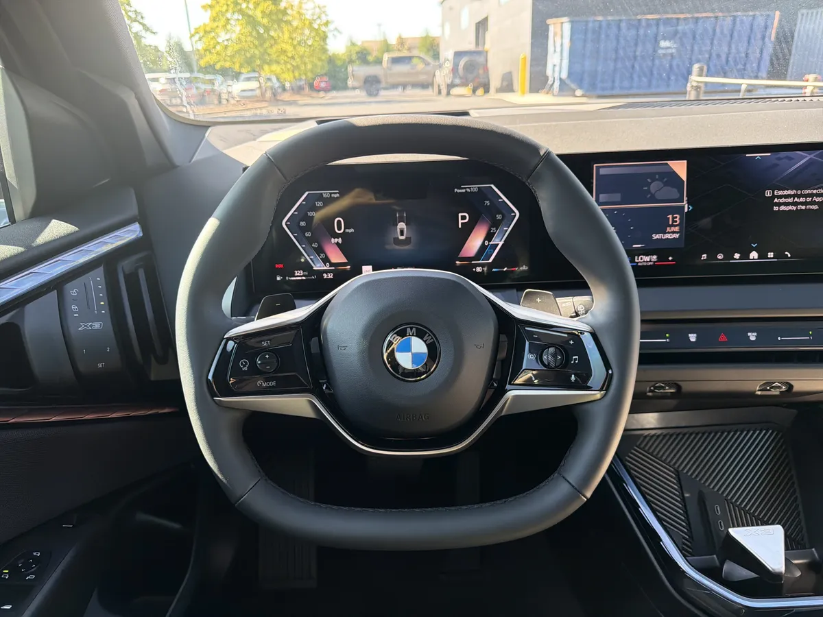 2025 BMW X3 30 xDrive thumbnail 9
