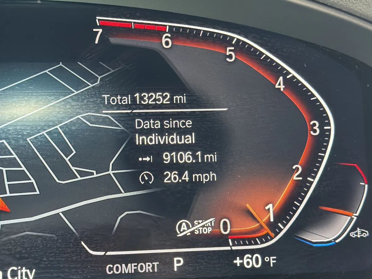 2025 BMW X4 xDrive30i thumbnail 13