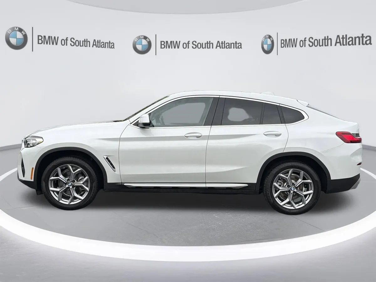 2025 BMW X4 xDrive30i thumbnail 25