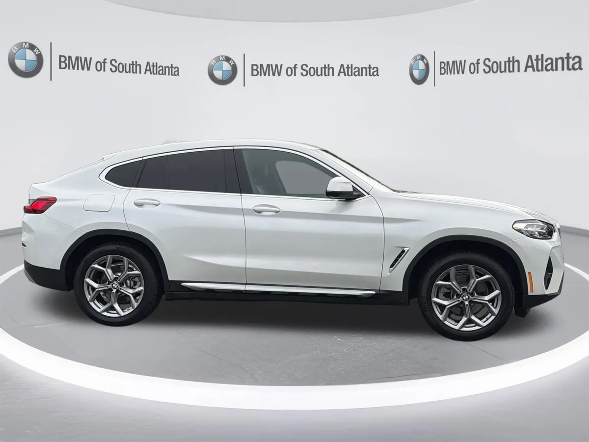 2025 BMW X4 xDrive30i thumbnail 31