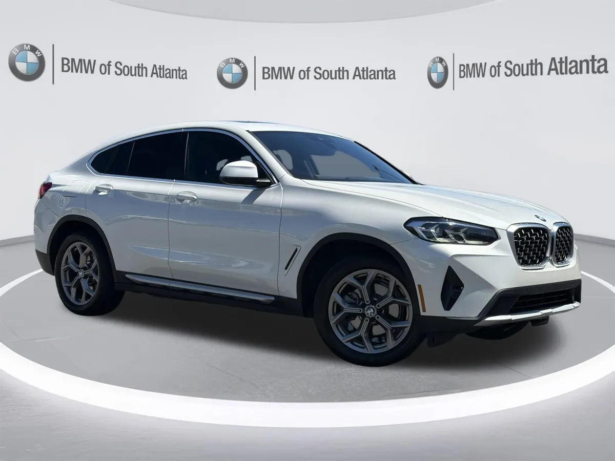 2025 BMW X4 xDrive30i thumbnail 2