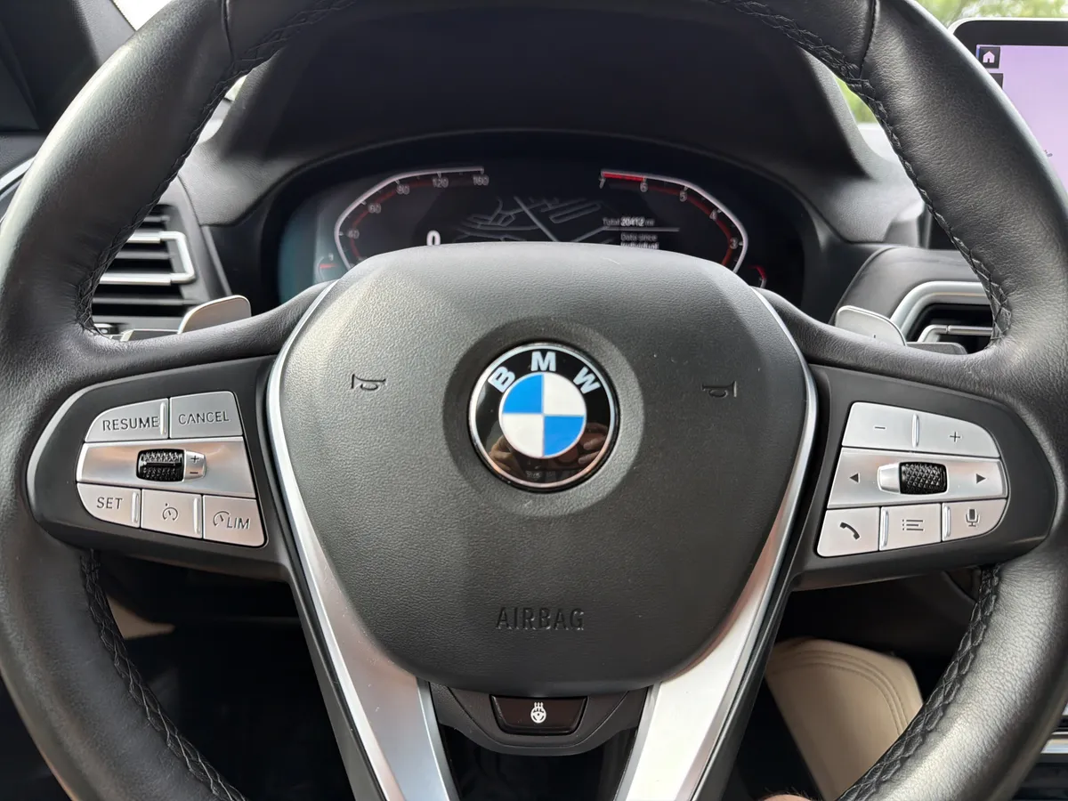 2025 BMW X4 xDrive30i thumbnail 13