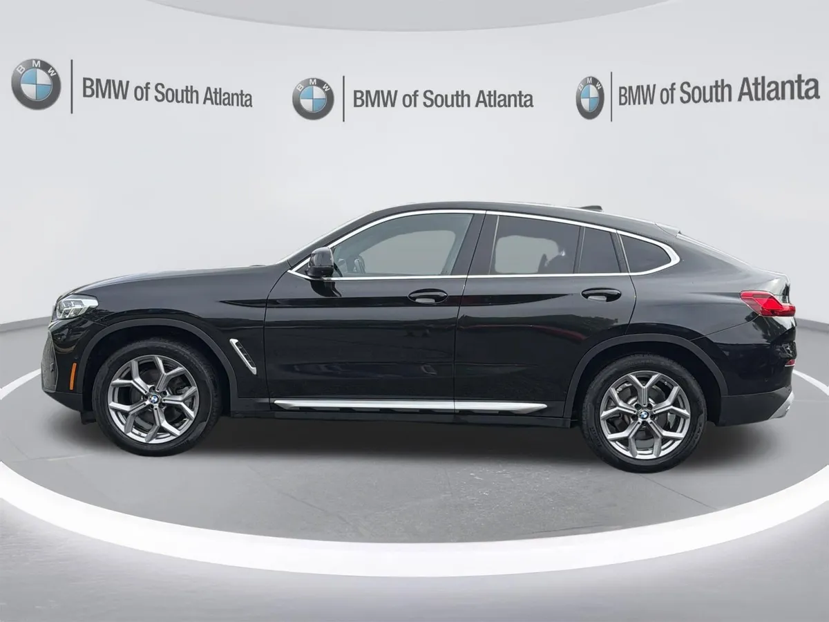 2025 BMW X4 xDrive30i thumbnail 25