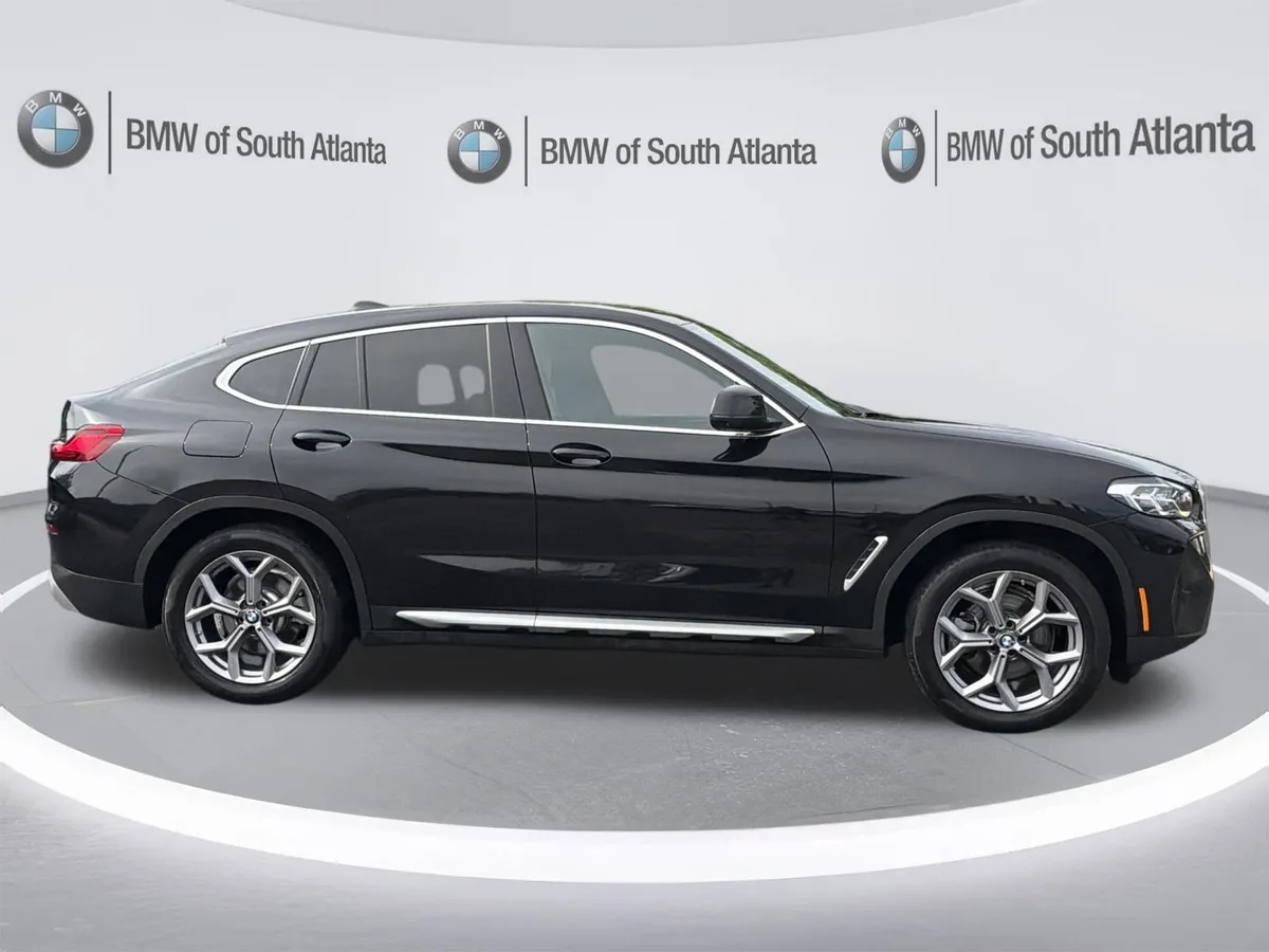 2025 BMW X4 xDrive30i thumbnail 31