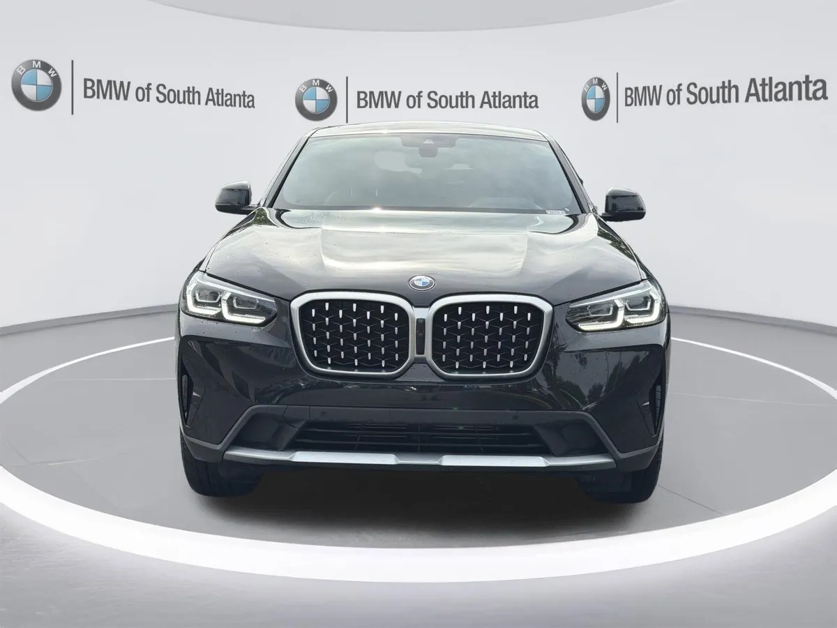 2025 BMW X4 xDrive30i thumbnail 32