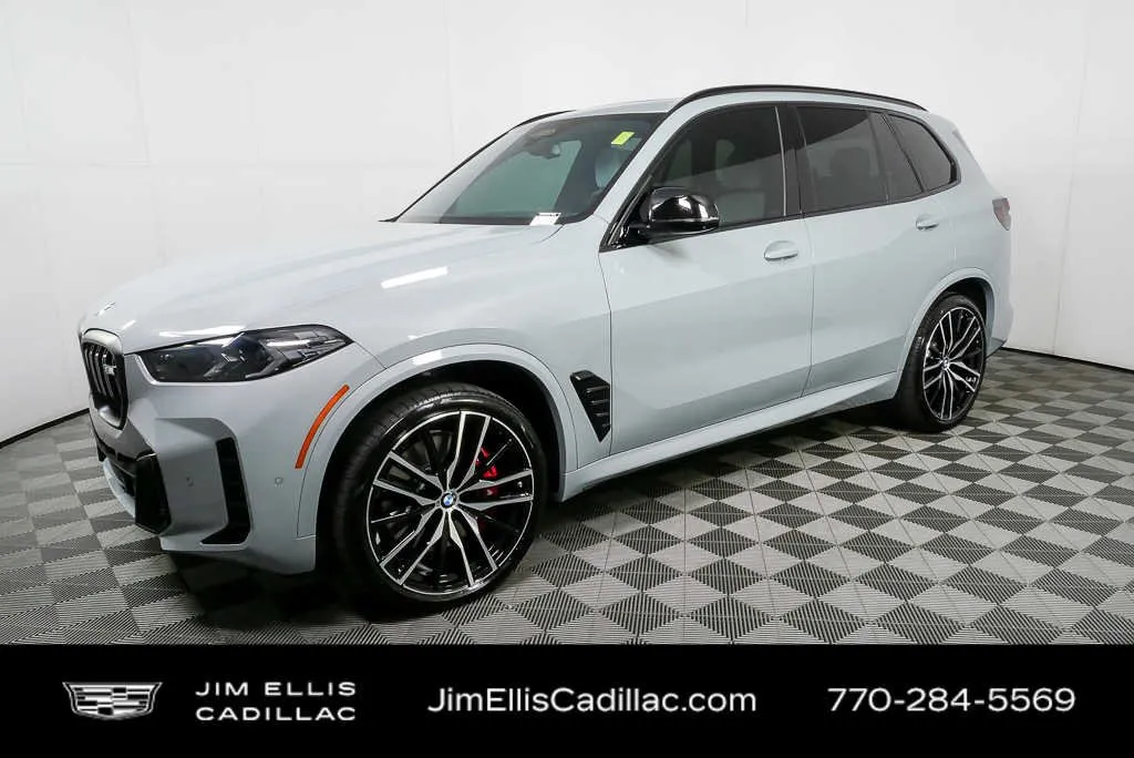 2025 BMW X5 M60i thumbnail 28