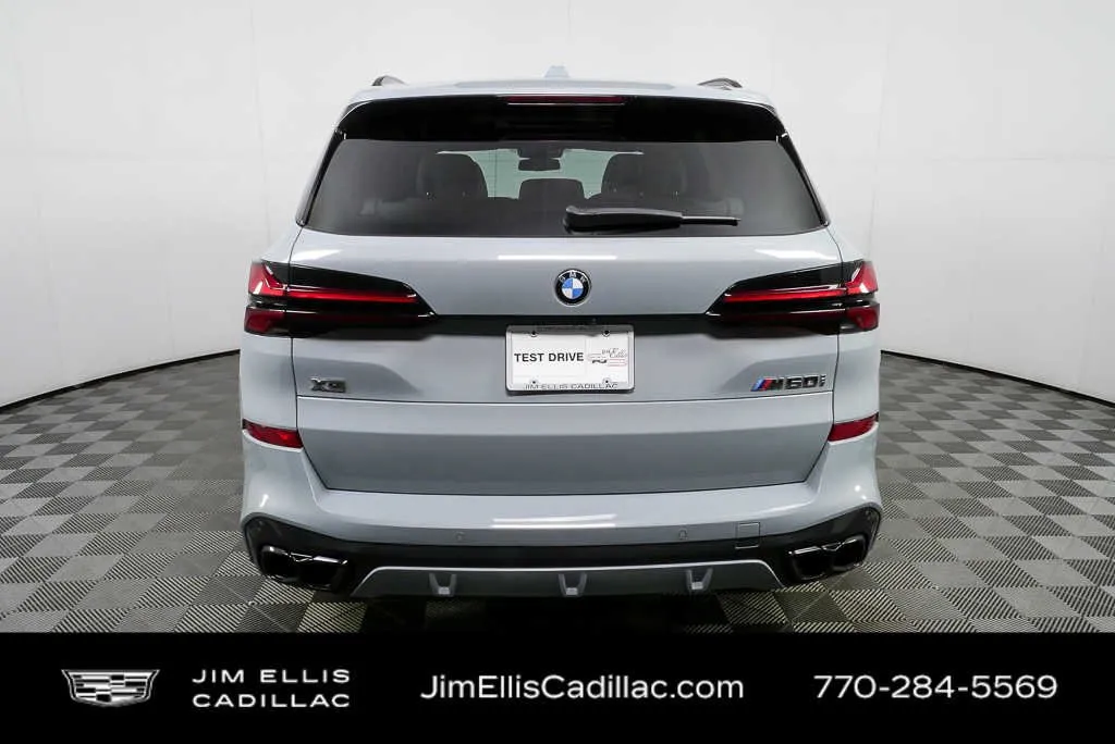 2025 BMW X5 M60i thumbnail 30