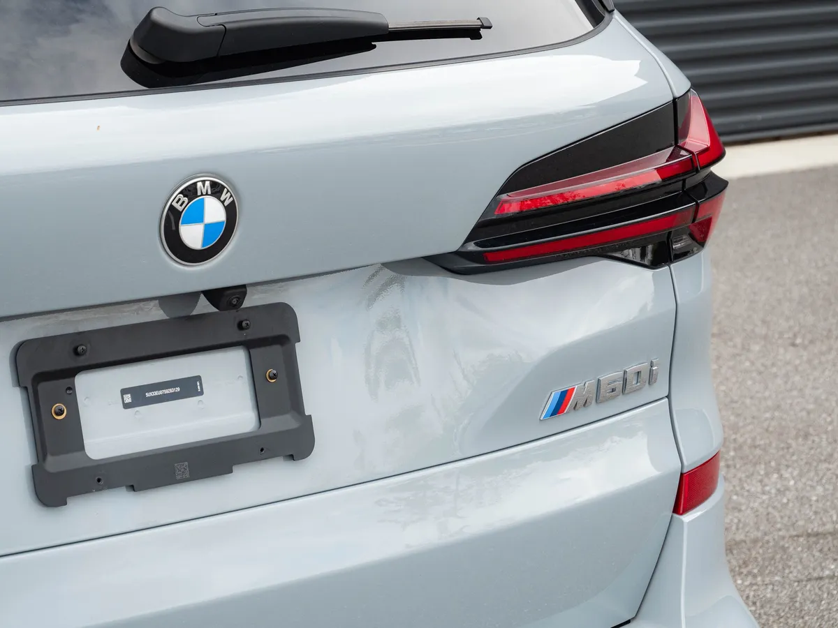 2025 BMW X5 M60i thumbnail 36