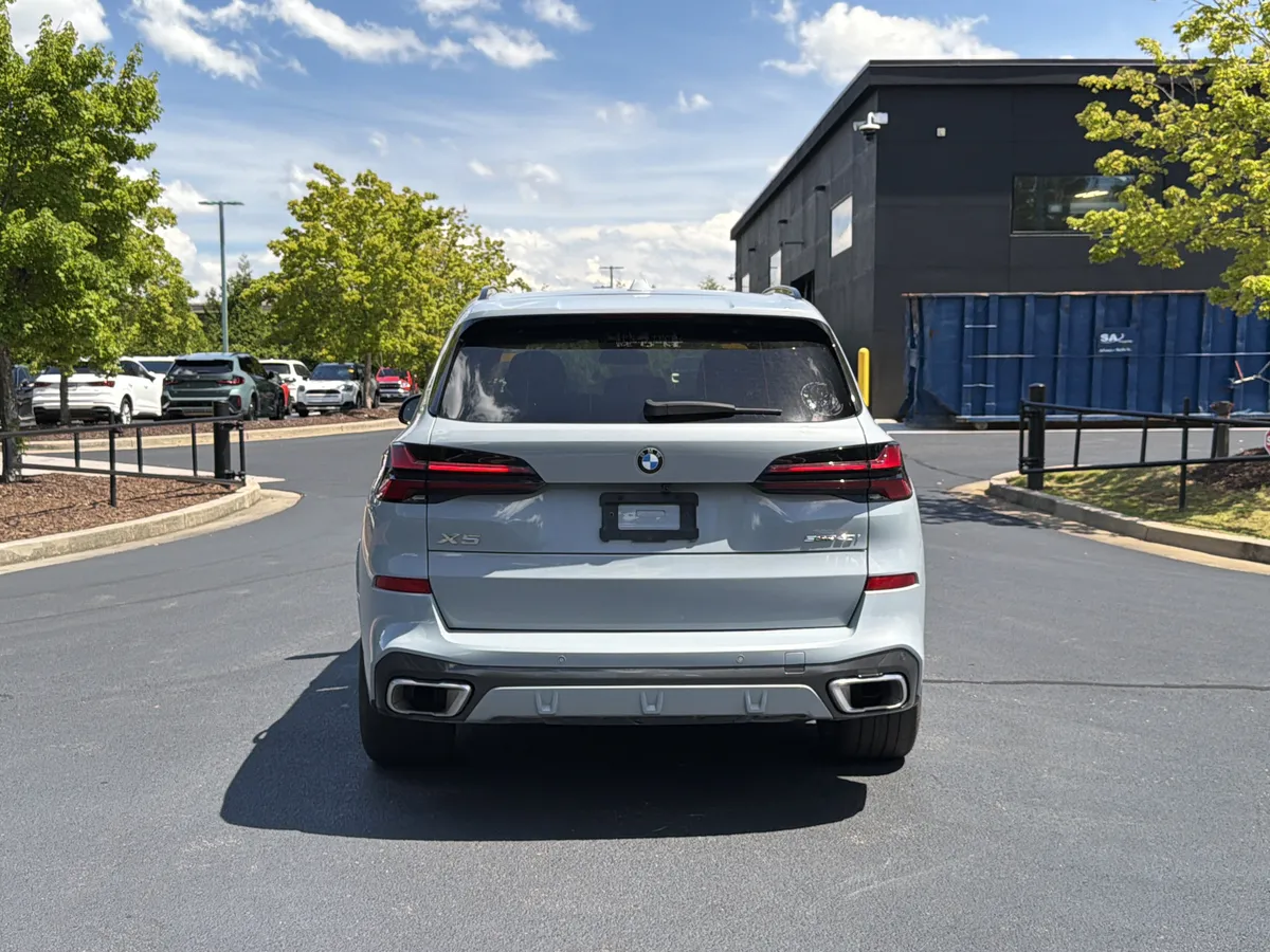 2025 BMW X5 sDrive40i thumbnail 13