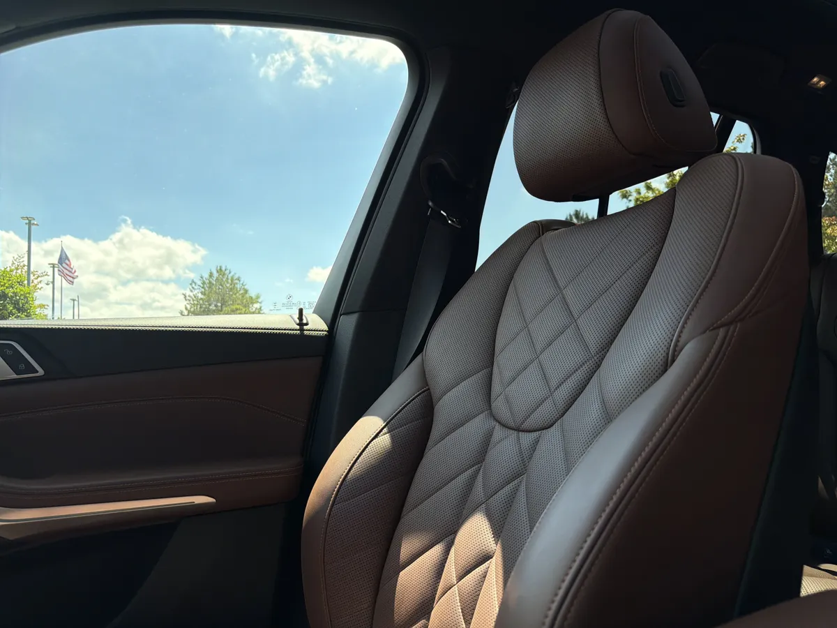 2025 BMW X5 sDrive40i thumbnail 25