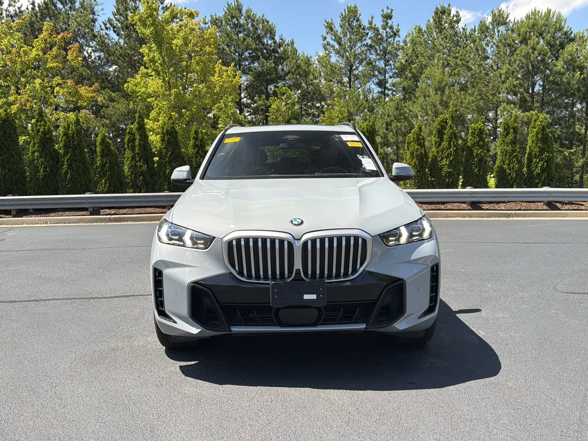 2025 BMW X5 sDrive40i thumbnail 9