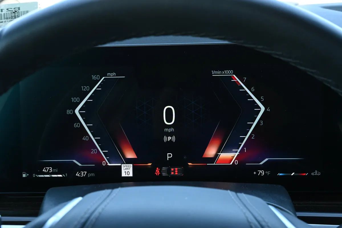 2025 BMW X5 xDrive40i thumbnail 15