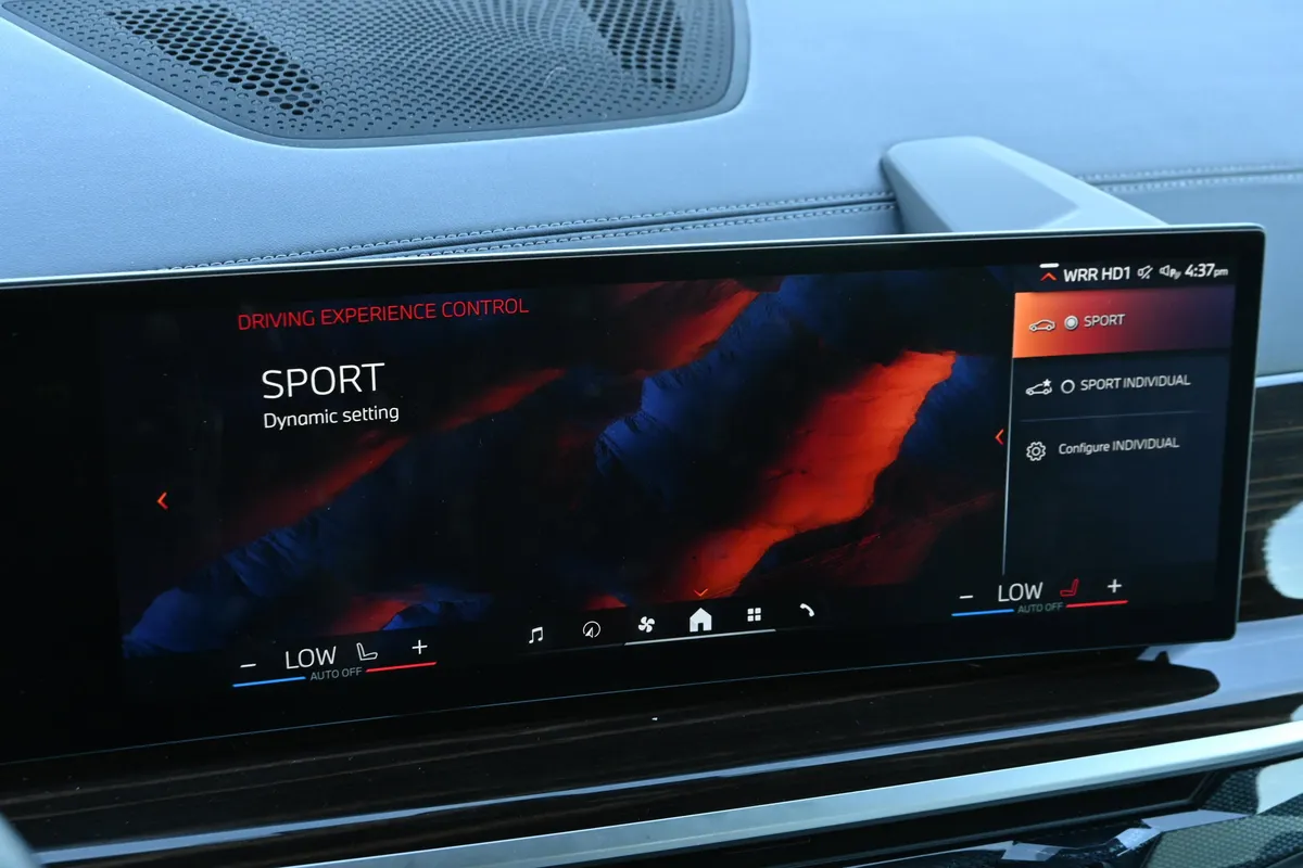 2025 BMW X5 xDrive40i thumbnail 31