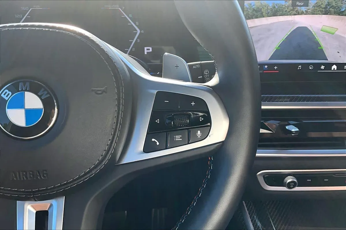 2025 BMW X7 M60i M60i thumbnail 25