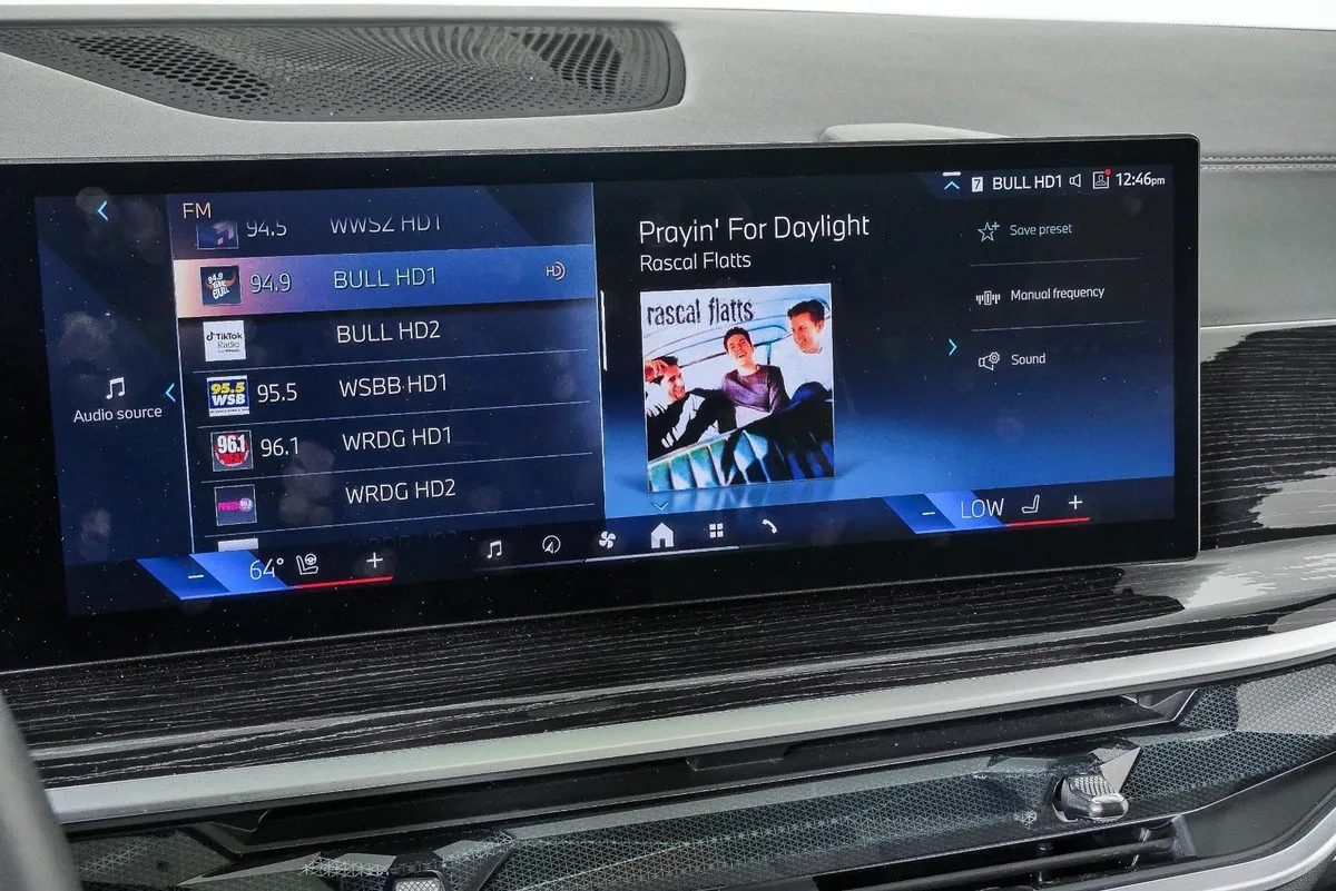 2025 BMW X7 xDrive40i thumbnail 16