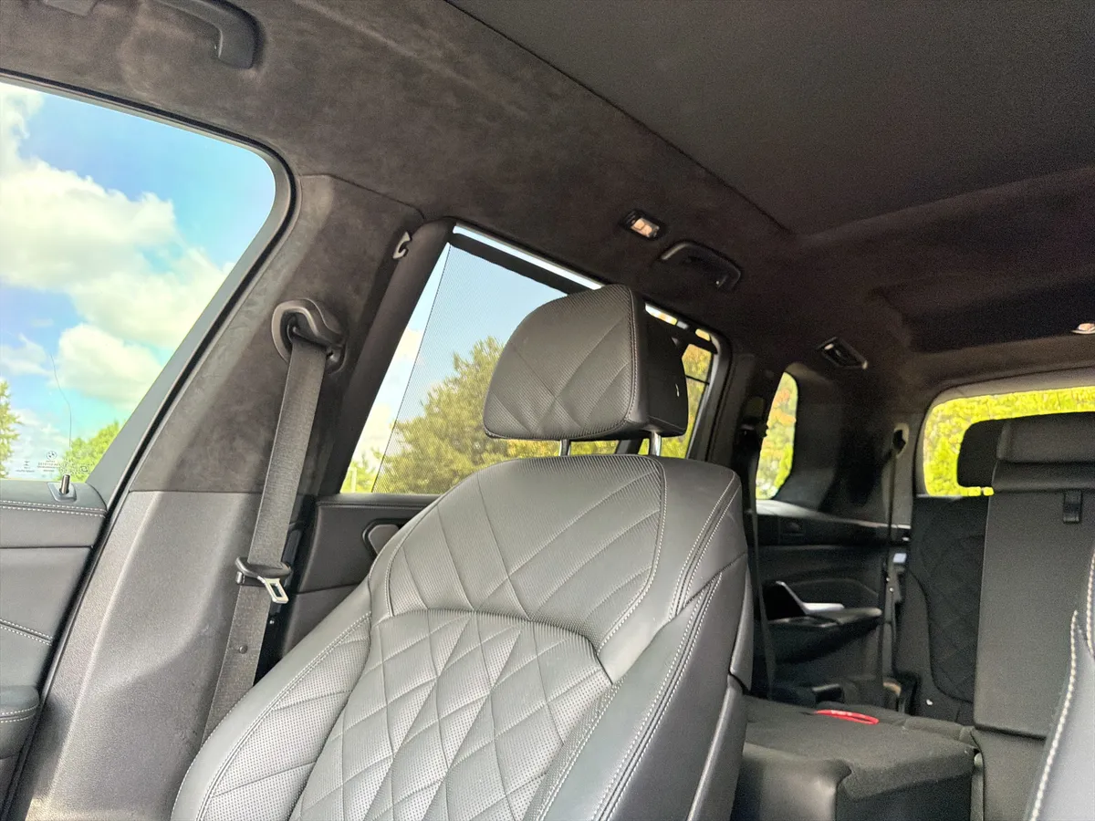 2025 BMW X7 xDrive40i thumbnail 18