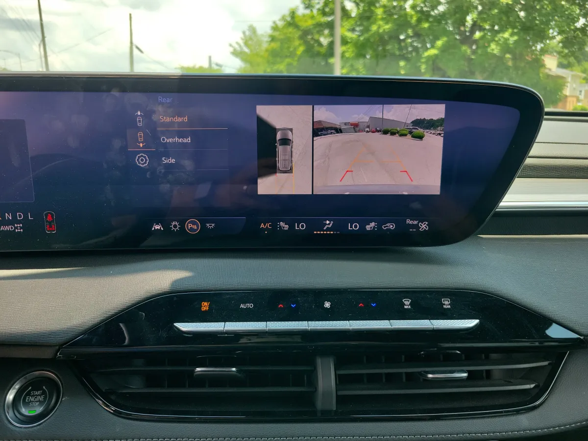 2025 Buick Enclave Preferred thumbnail 14