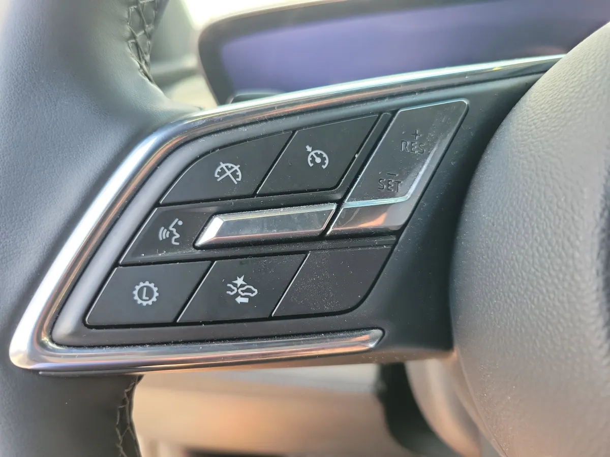 2025 Buick Enclave Preferred thumbnail 16