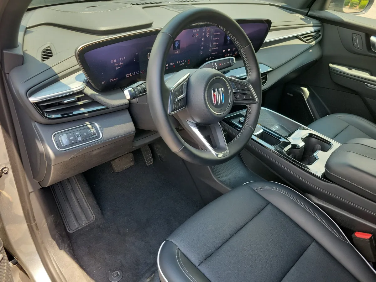 2025 Buick Enclave Preferred thumbnail 4