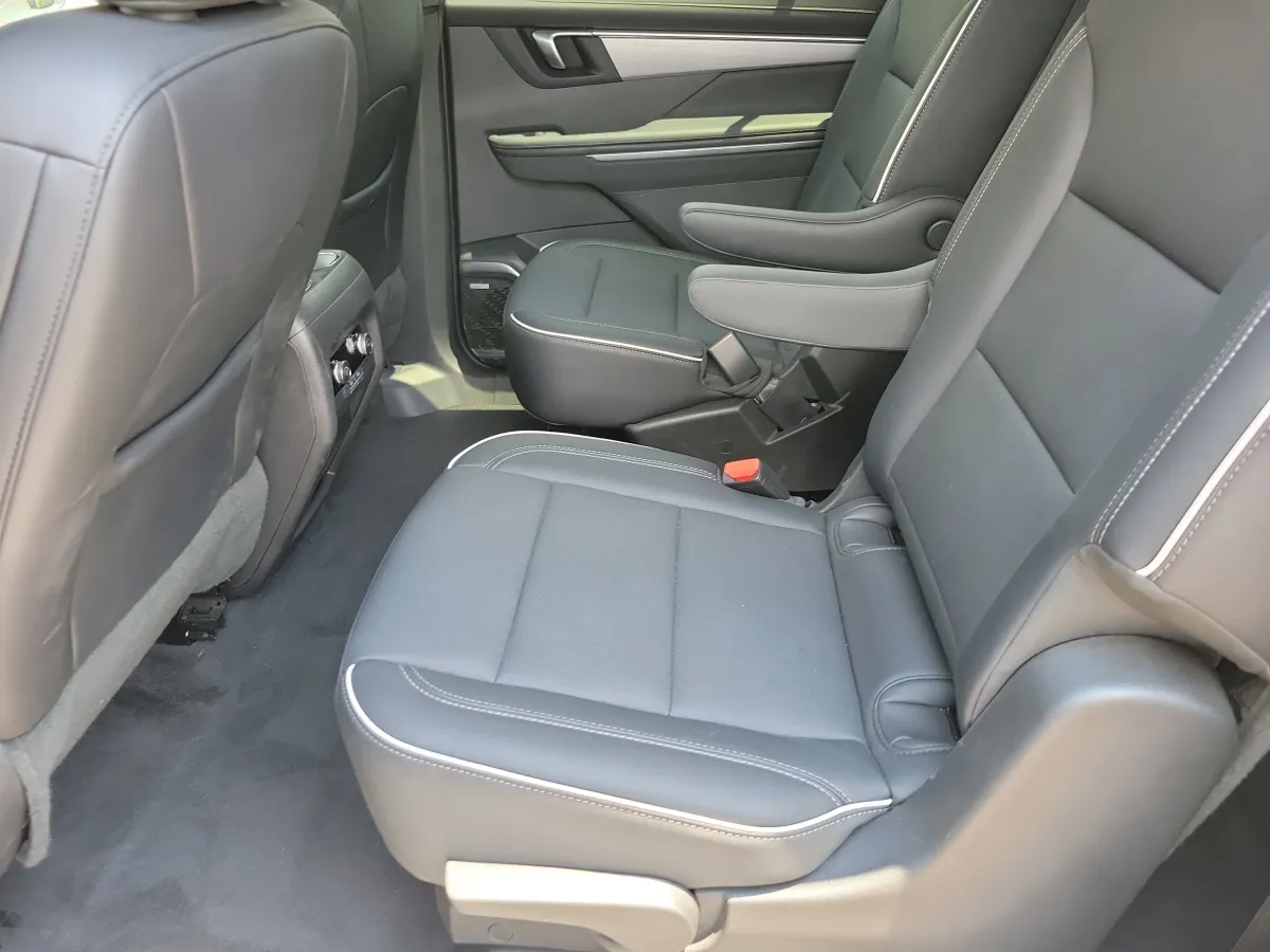 2025 Buick Enclave Preferred thumbnail 8