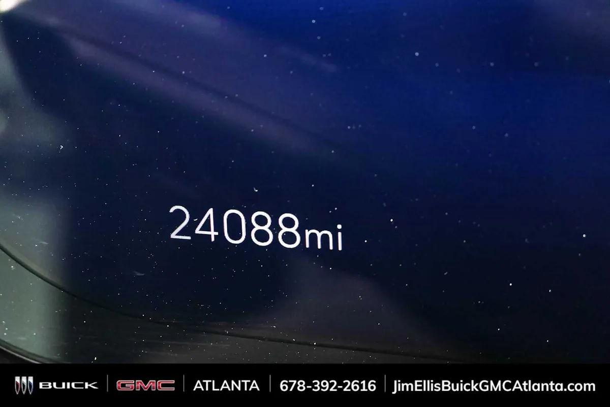 2025 Buick Envision Sport Touring thumbnail 12