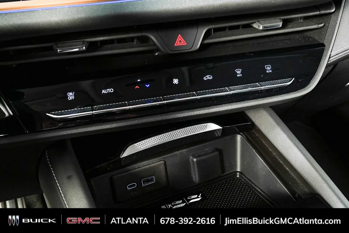 2025 Buick Envision Sport Touring thumbnail 16