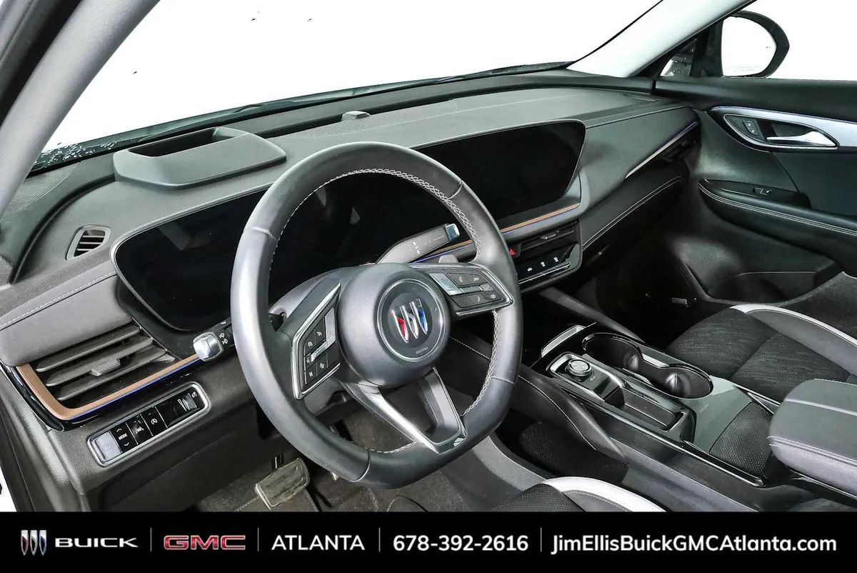 2025 Buick Envision Sport Touring thumbnail 4
