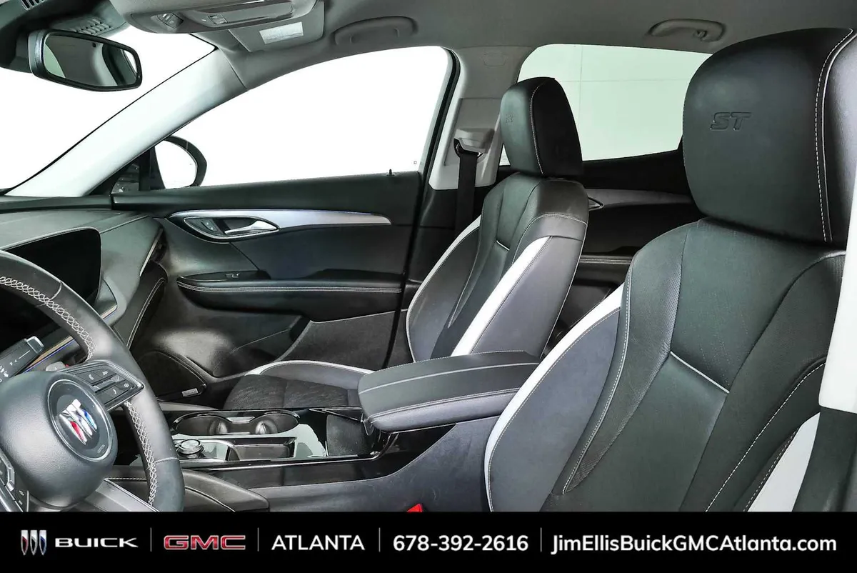 2025 Buick Envision Sport Touring thumbnail 5
