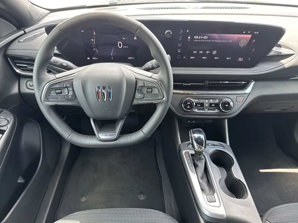 2025 Buick Envista Preferred thumbnail 17