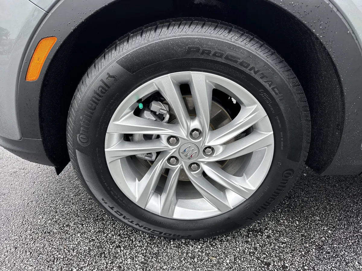 2025 Buick Envista Preferred thumbnail 12