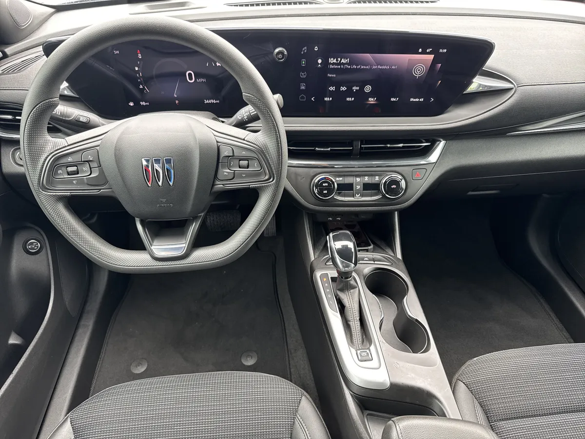 2025 Buick Envista Preferred thumbnail 17