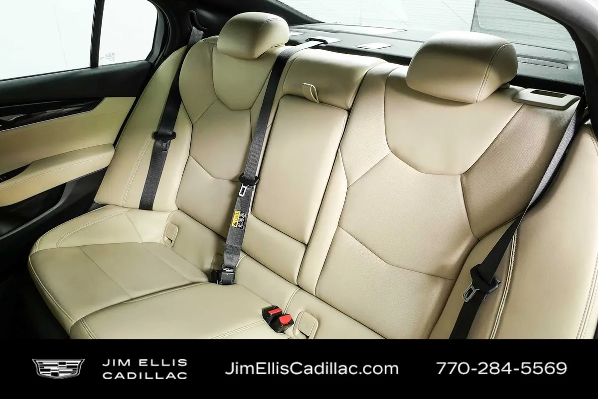 2025 Cadillac CT5 Premium Luxury thumbnail 19