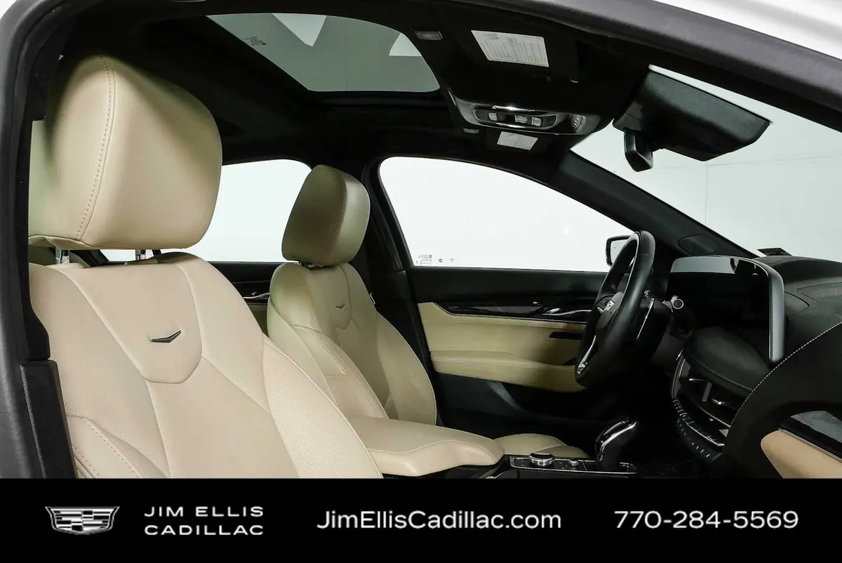 2025 Cadillac CT5 Premium Luxury thumbnail 24