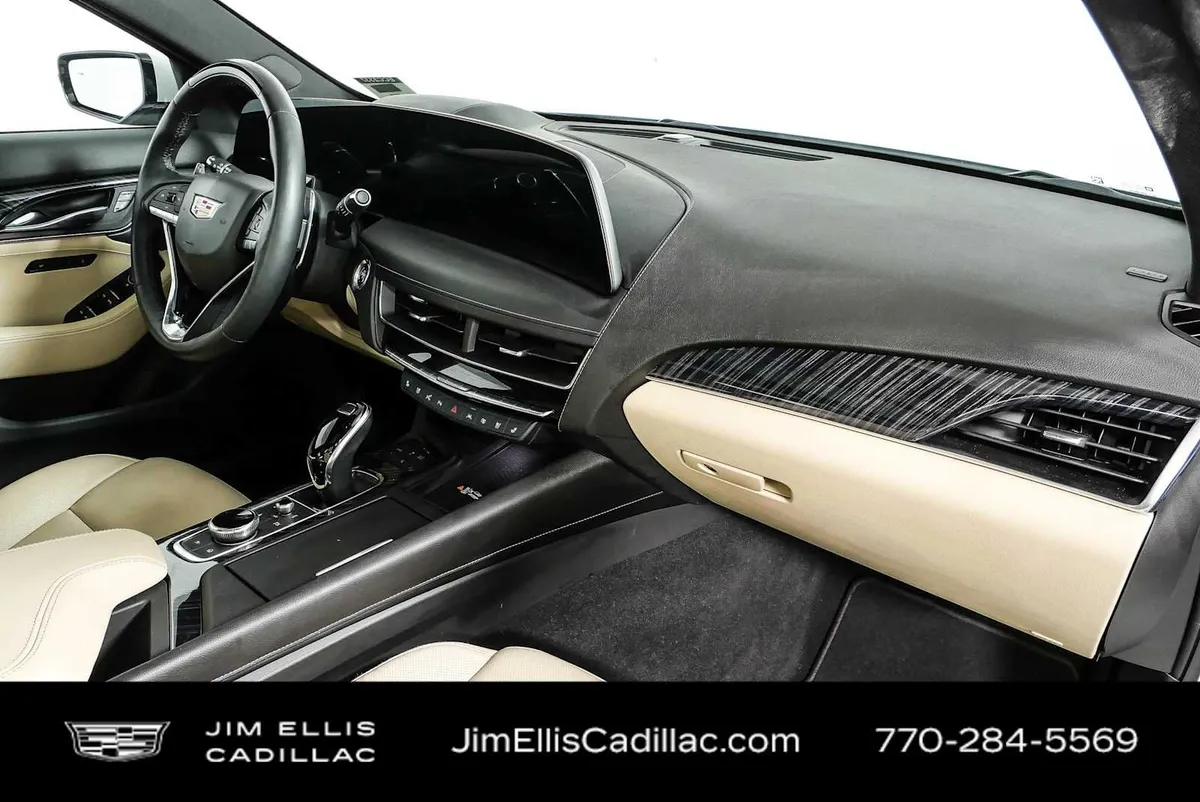 2025 Cadillac CT5 Premium Luxury thumbnail 25