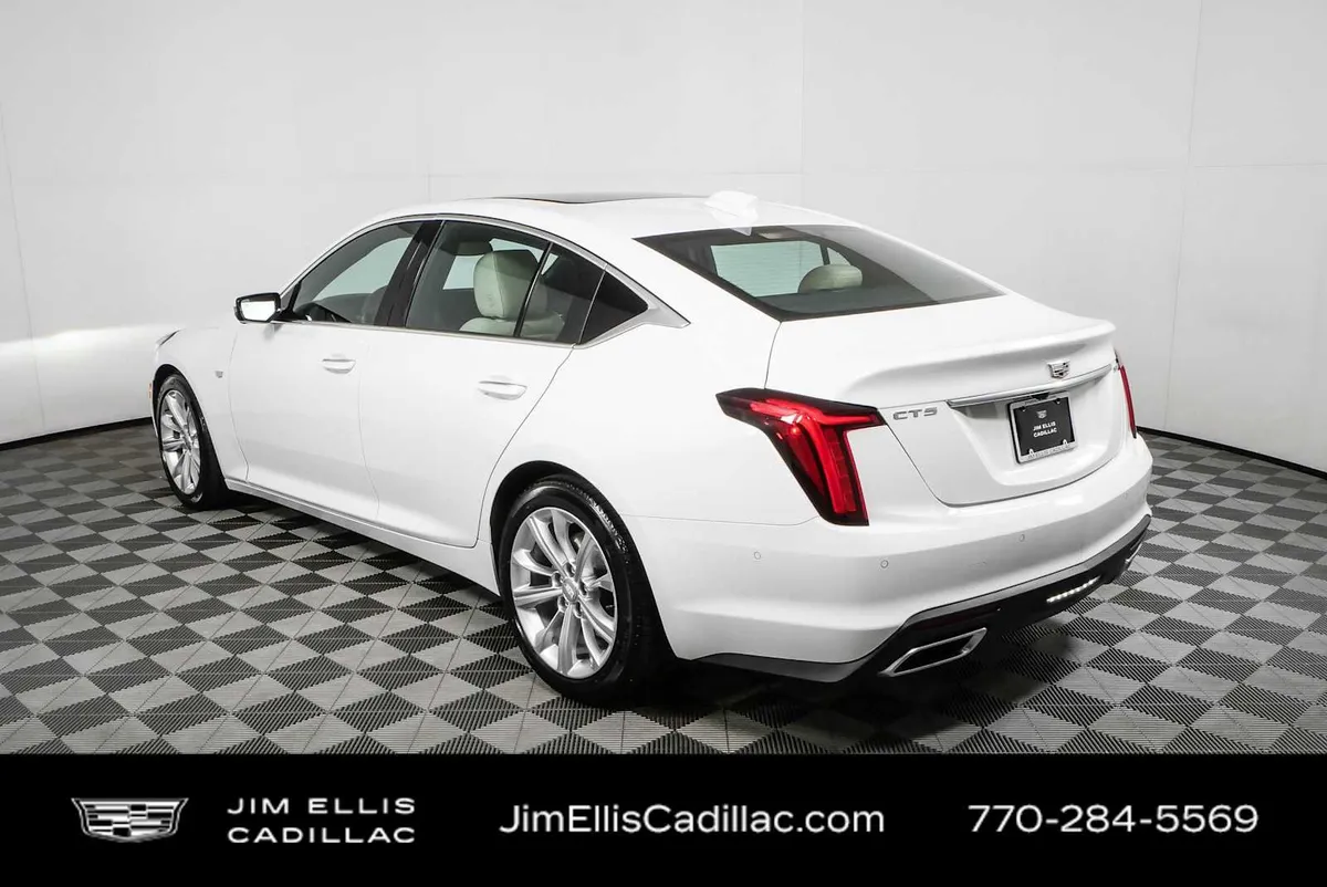 2025 Cadillac CT5 Premium Luxury thumbnail 30