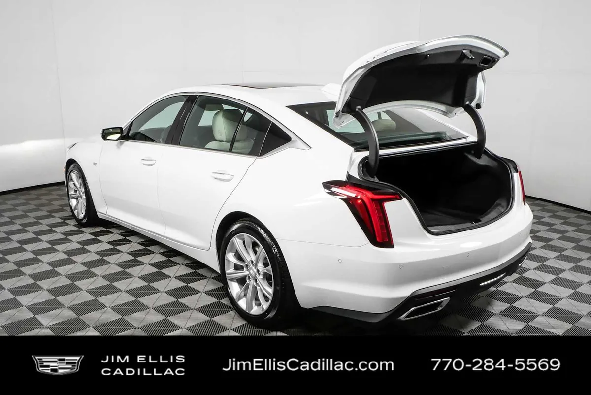 2025 Cadillac CT5 Premium Luxury thumbnail 34