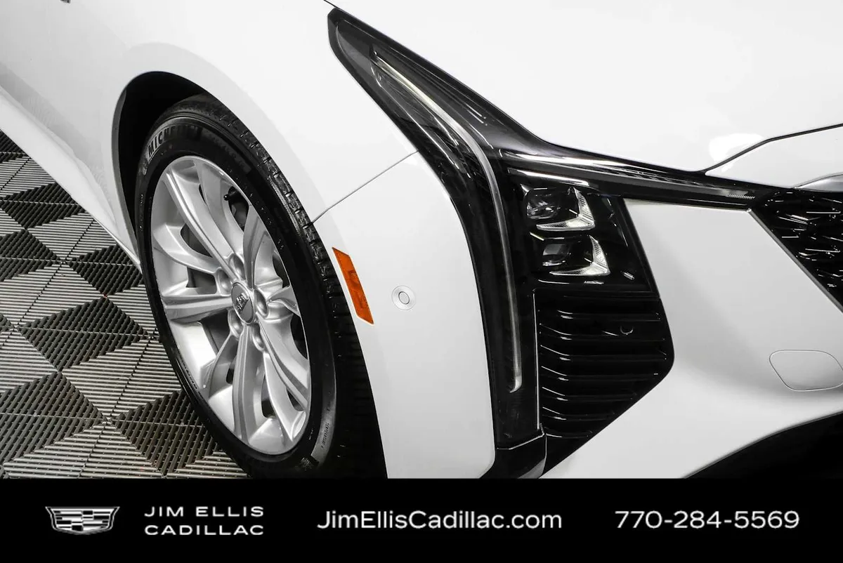 2025 Cadillac CT5 Premium Luxury thumbnail 37