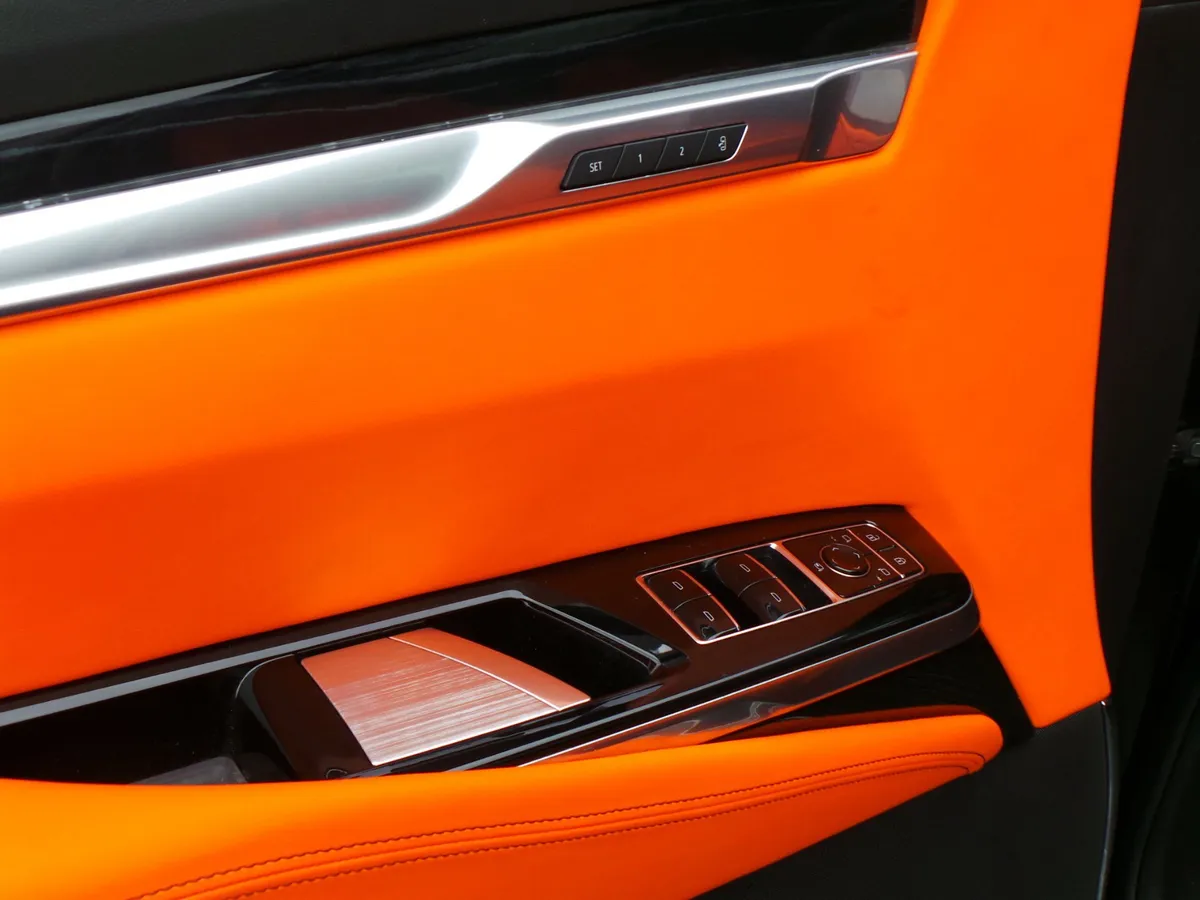 2025 CADILLAC Escalade 4WD Sport thumbnail 32