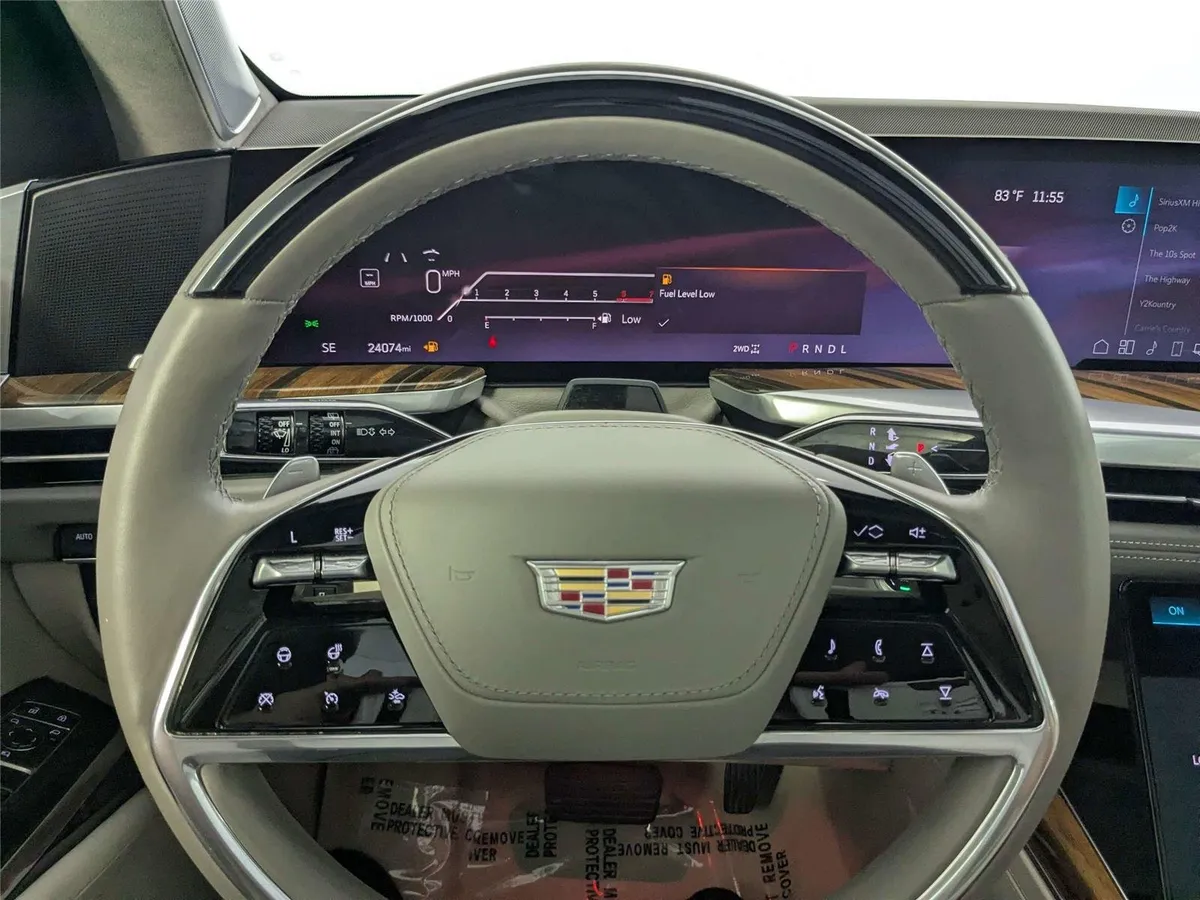 2025 Cadillac Escalade 4WD Sport Platinum thumbnail 19