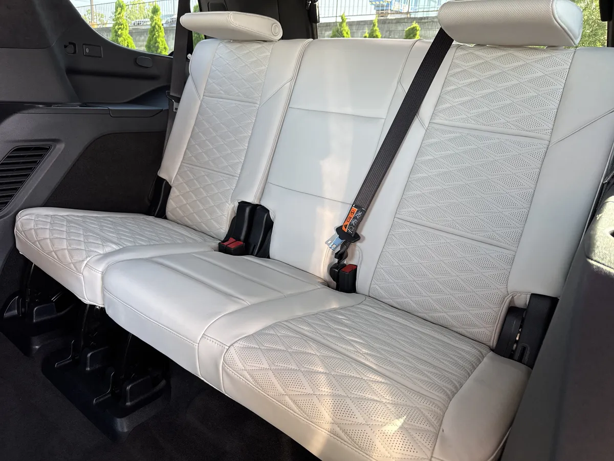 2025 CADILLAC Escalade AWD V-Series thumbnail 34