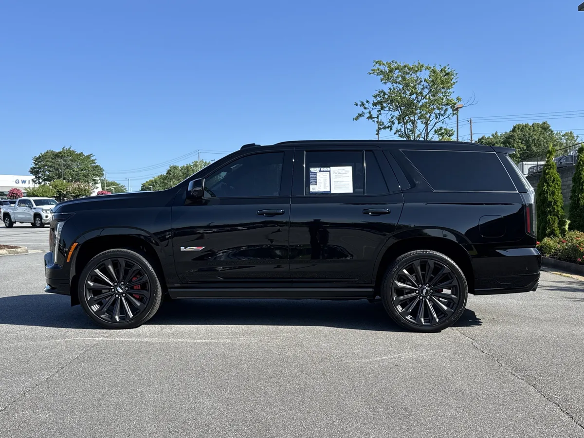 2025 CADILLAC Escalade AWD V-Series thumbnail 6