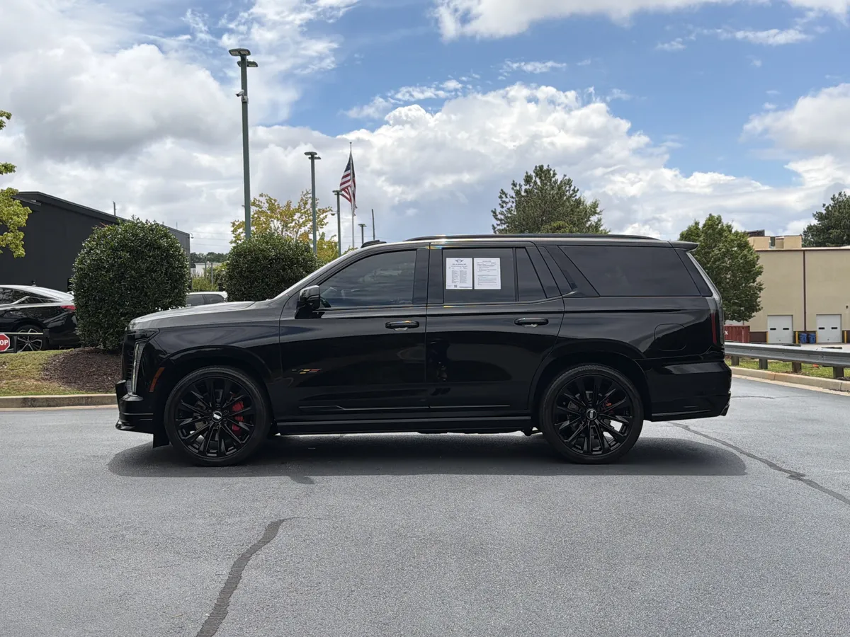 2025 CADILLAC Escalade AWD V-Series thumbnail 13