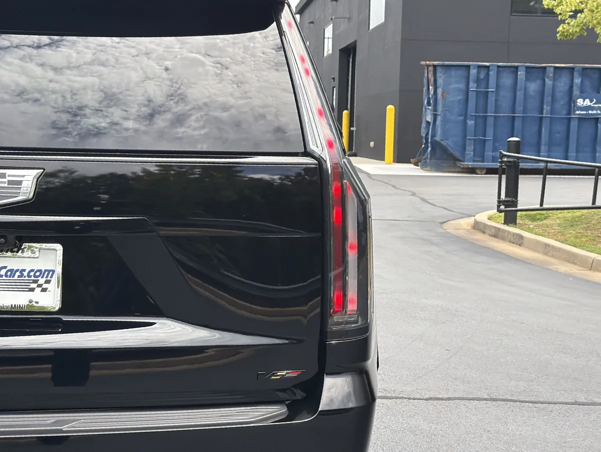 2025 CADILLAC Escalade AWD V-Series thumbnail 22