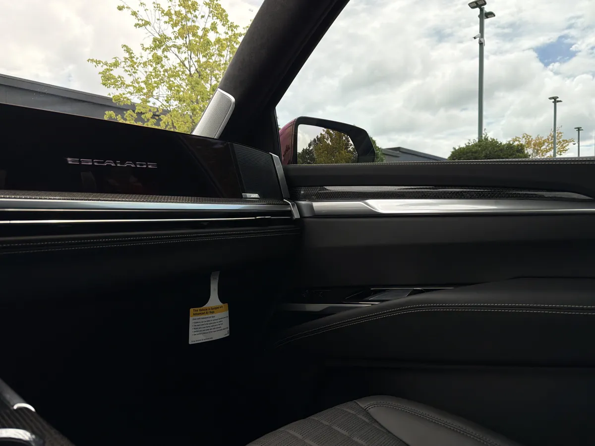2025 CADILLAC Escalade AWD V-Series thumbnail 48