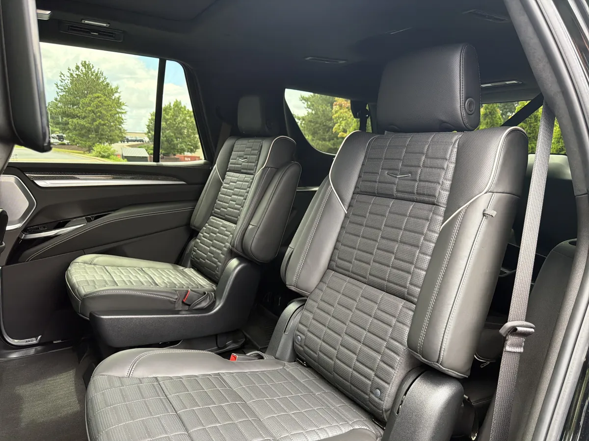 2025 CADILLAC Escalade AWD V-Series thumbnail 7