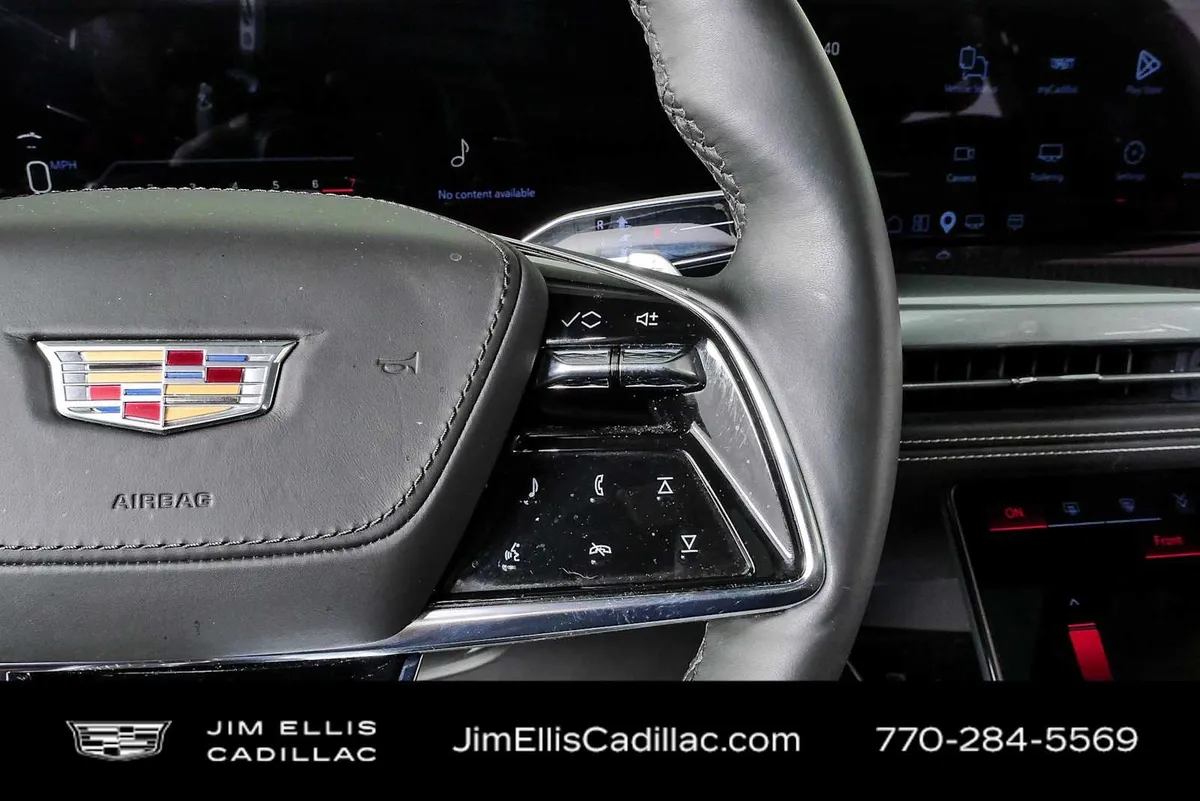 2025 Cadillac Escalade Escalade-V thumbnail 11